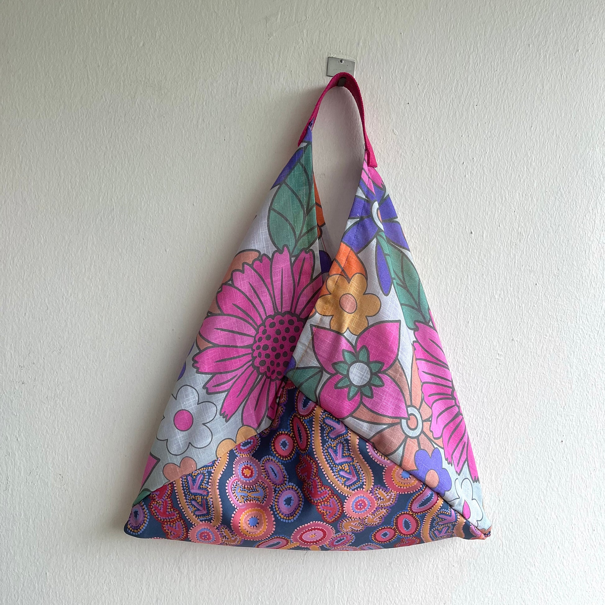 Origami bento bag , colorful fabric shoulder tote bag , Japanese inspired bag, handmade gift idea | Flowers in the aboriginal fields 🌸 - Jiakuma
