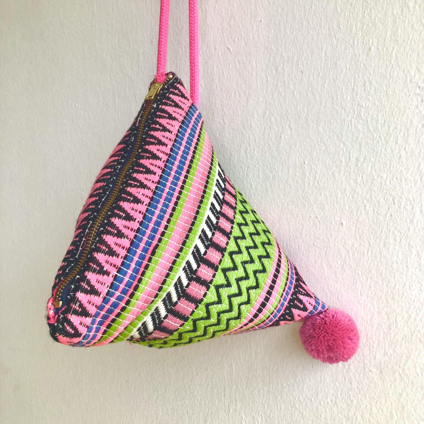 Origami dumpling small triangle bag , shoulder fabric bag, eco friendly summer bag | Ibiza - Jiakuma