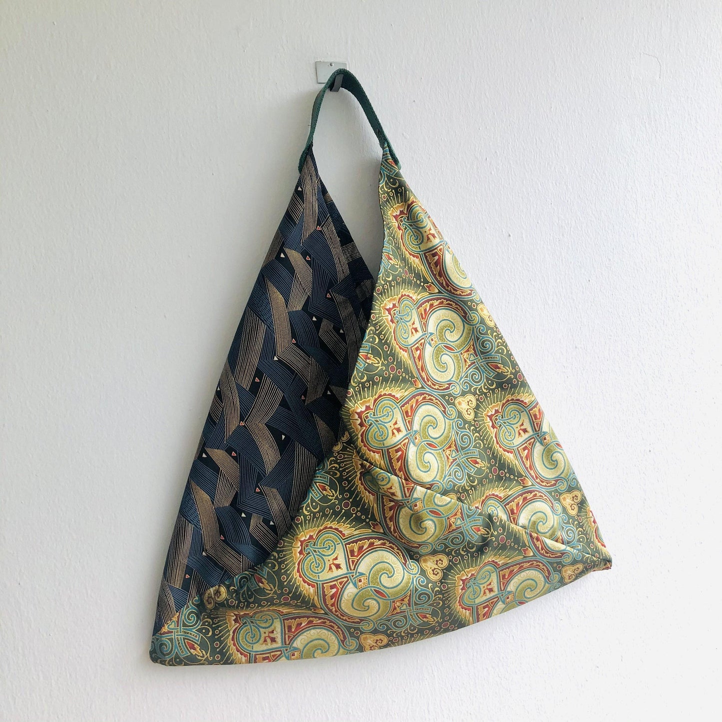 Shoulder bento origami bag , tote fabric bag, Japanese inspired bag | Art nouveau in Japan - Jiakuma