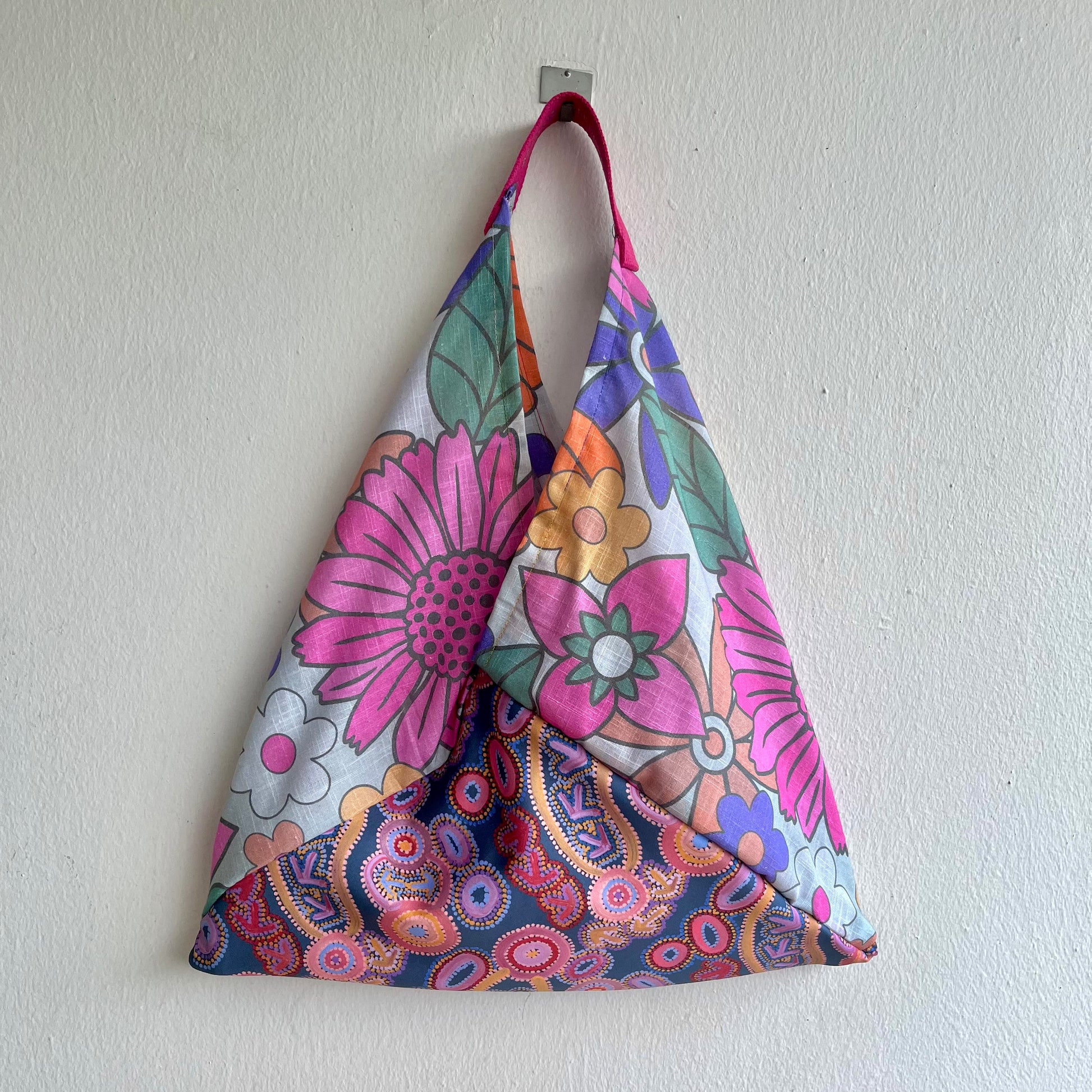 Origami bento bag , colorful fabric shoulder tote bag , Japanese inspired bag, handmade gift idea | Flowers in the aboriginal fields 🌸 - Jiakuma