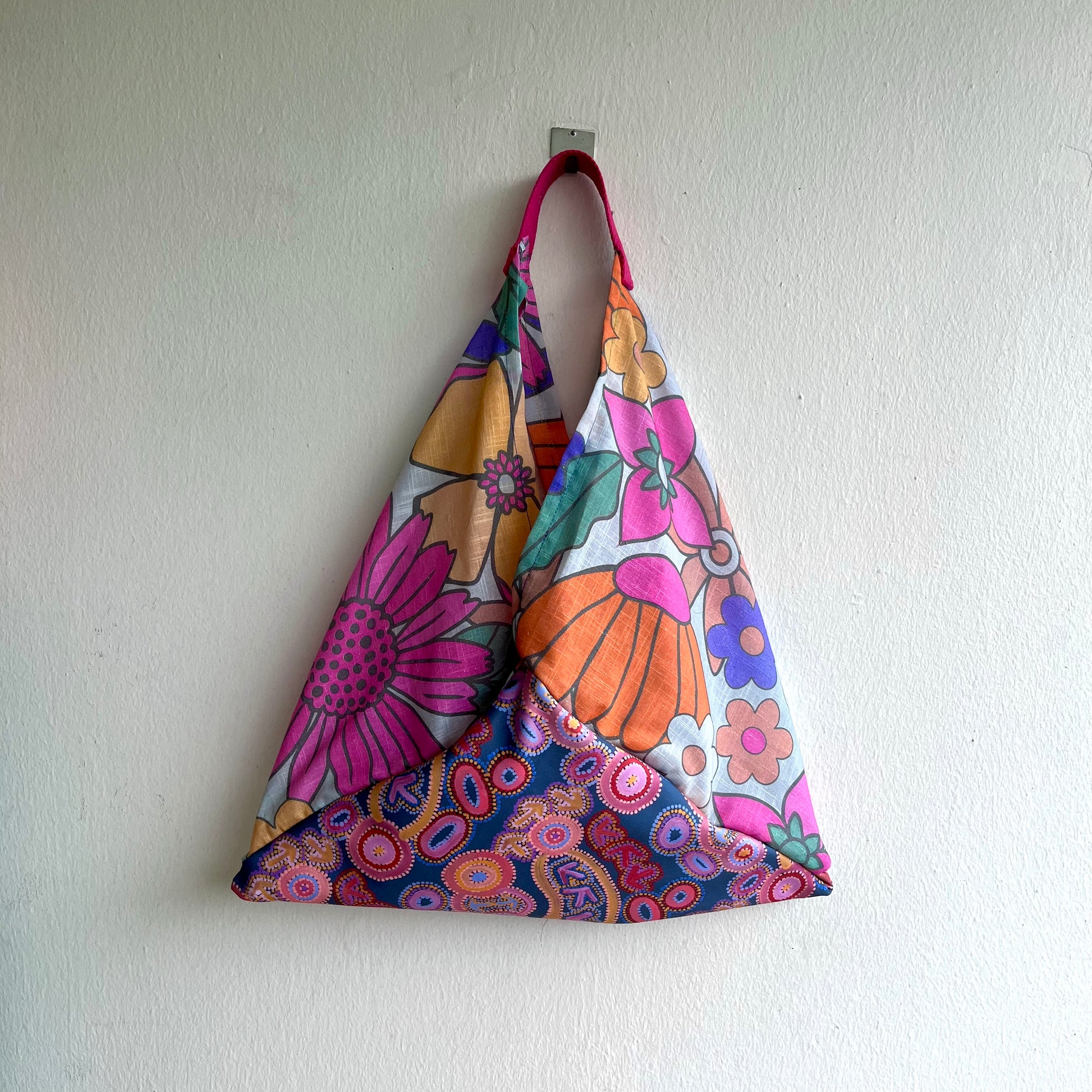 Origami bento bag , colorful fabric shoulder tote bag , Japanese inspired bag, handmade gift idea | Flowers in the aboriginal fields 🌸 - Jiakuma
