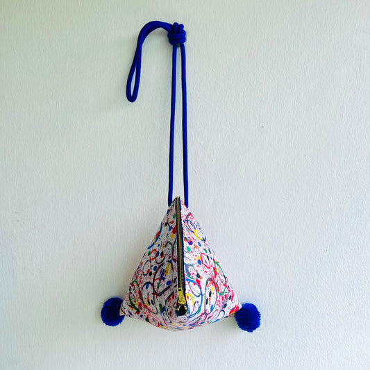 Origami dumpling bag , colorful triangle bag , pom pom fabric eco bag , handmade gift idea | El mundo de Miró - Jiakuma