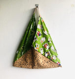 Shoulder origami bento bag , cork eco friendly triangle bag | Sumo & cork - Jiakuma