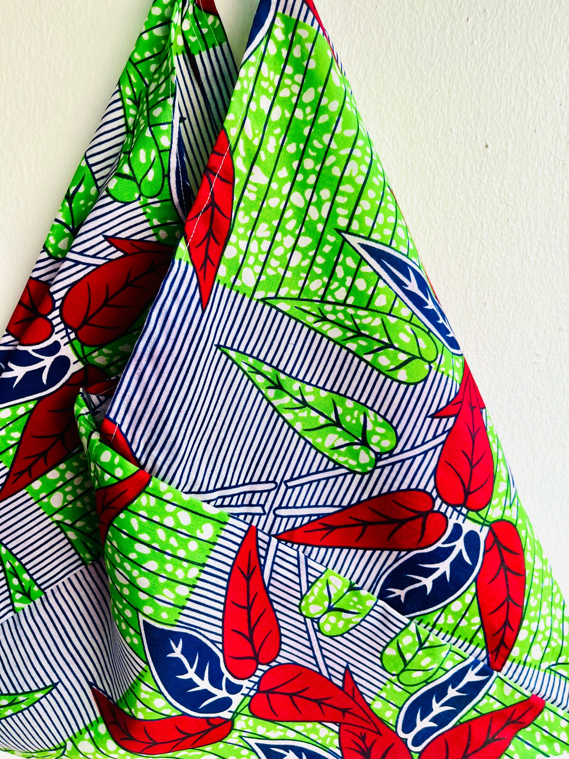 Origami bento bag , Japanese inspired bag , tote bento , origami fabric bag , shoulder bag , colorful bag , African fabric bag | Tropical africa - Jiakuma