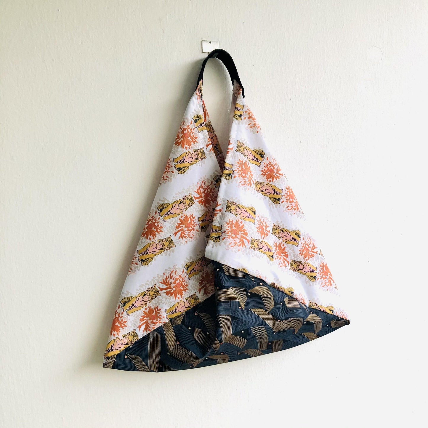 Origami bento bag , triangle handmade fabric tote bag | Tigers used to live in Japan - Jiakuma