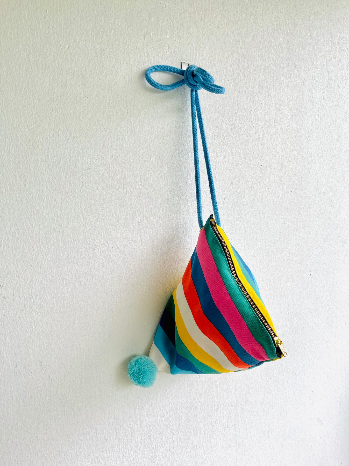 Colorful dumpling bag , origami fabric  bag , pom pom small lunch bag | Rayas de colores