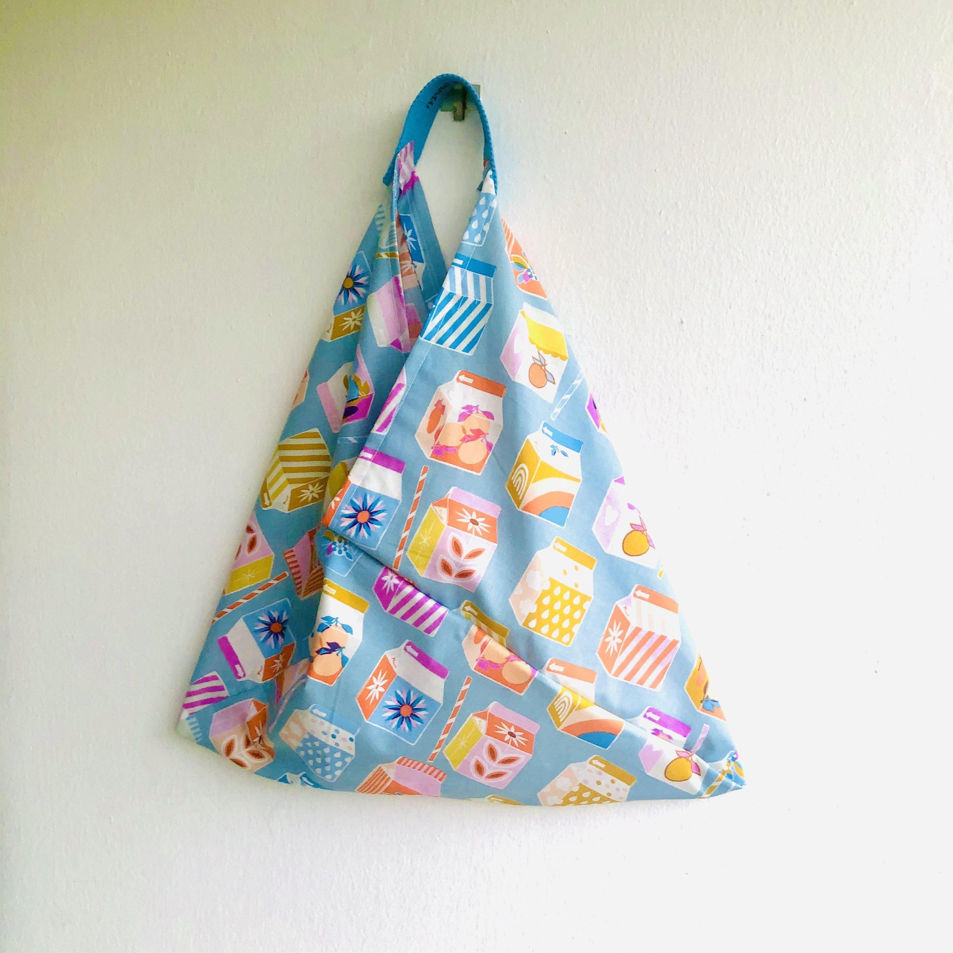 Origami tote bag , triangle cool bento bag , Japanese inspired tote bag | Colorful tetra batik  world - Jiakuma