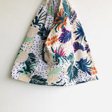Origami shoulder bento bag , triangle tote shopping bag cool pineapples print bag | Brutus - Jiakuma