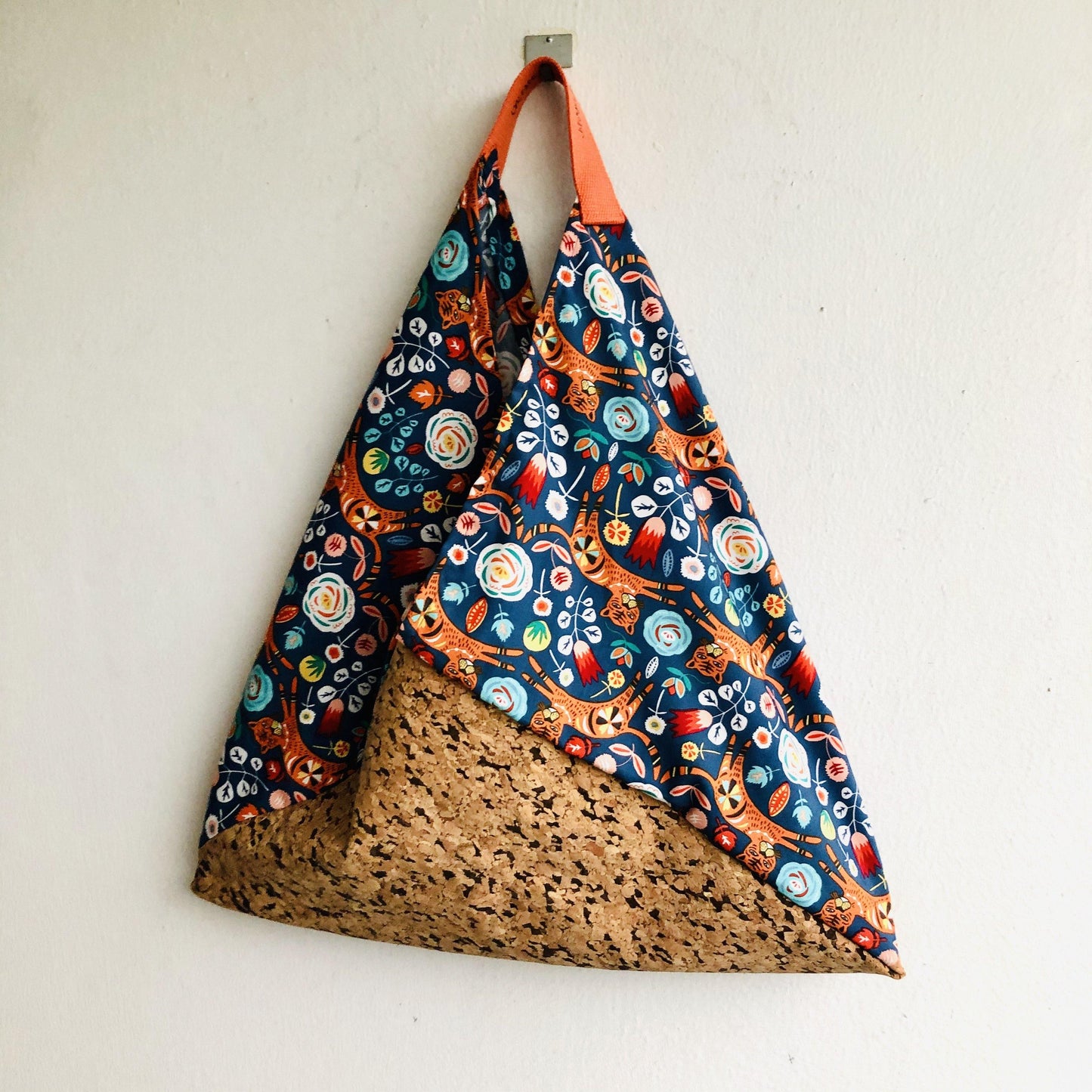 Shoulder bento bag , origami Japanese inspired , cork eco friendly bag | Tigers & cork - Jiakuma