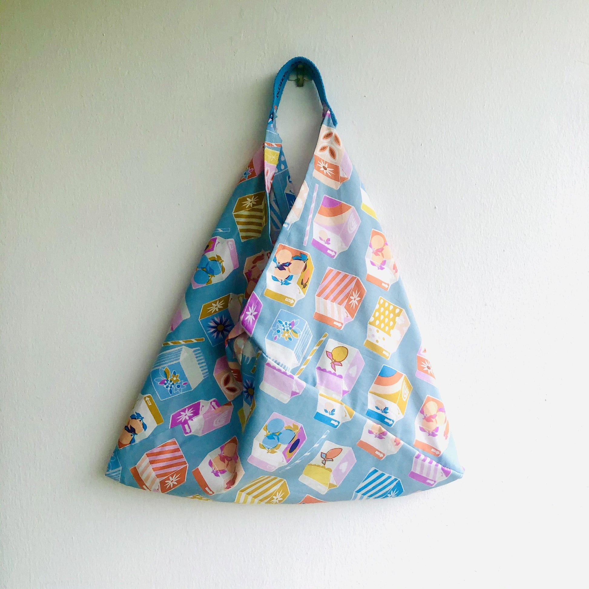 Origami tote bag , triangle cool bento bag , Japanese inspired tote bag | Colorful tetra batik  world - Jiakuma