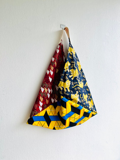 Bento bag | Golden dragons flying over the Japanese weaves on their way to Africa - Jiakuma