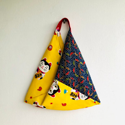 Tote origami bag , triangle bento bag , Japanese colorful fabric bag , eco shoulder bag | Maneki in Japan