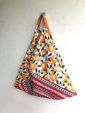 Origami bento bag shoulder original triangle  tote bag | Verano en Sevilla - Jiakuma