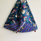 Origami shoulder bento bag , cool fabric eco friendly triangle bag | Sailing the seas of South America - Jiakuma