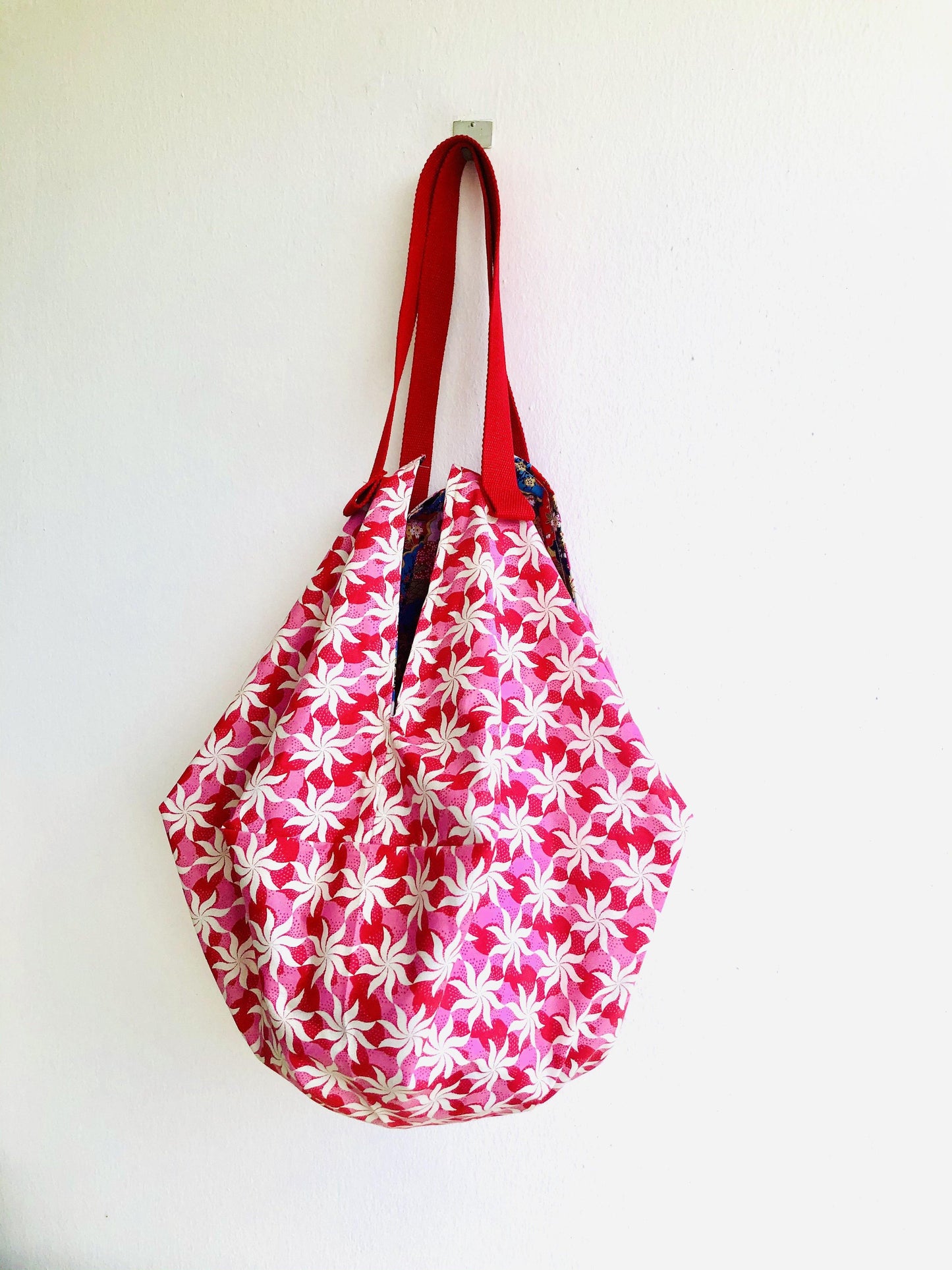 Origami sac shoulder bag , reversible Japanese inspired fabric bag | Sea stars and Japanese flower universe - Jiakuma