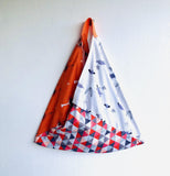 Shoulder bento bag , origami triangle bag , tote fabric bag | Platypus Tasmania - Jiakuma