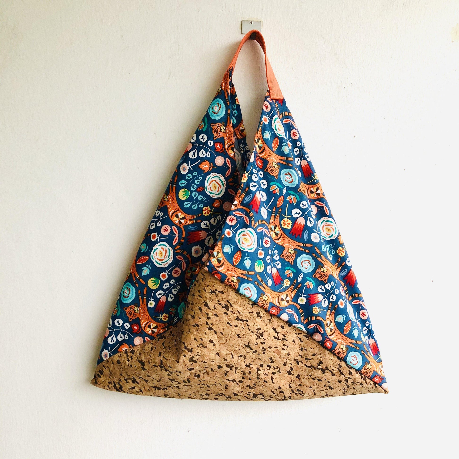 Shoulder bento bag , origami Japanese inspired , cork eco friendly bag | Tigers & cork - Jiakuma