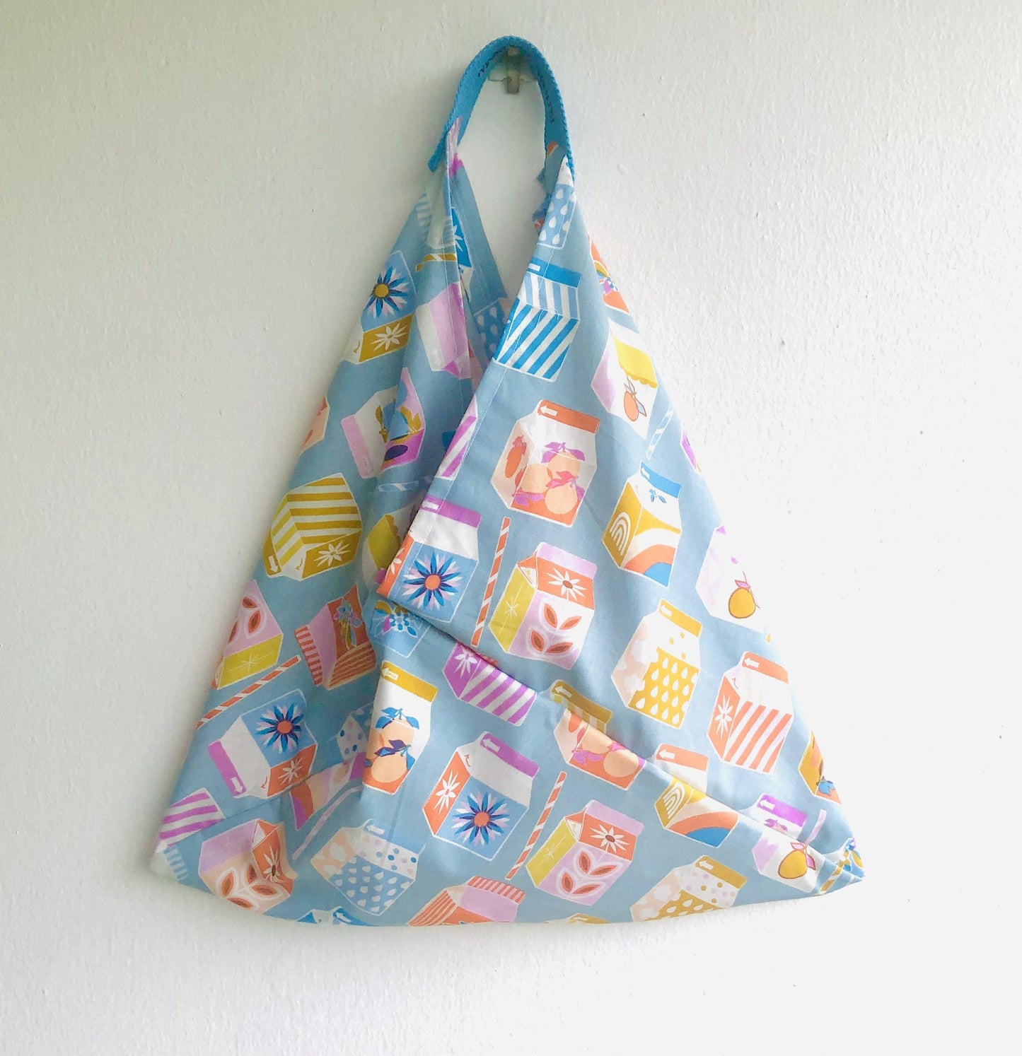 Origami tote bag , triangle cool bento bag , Japanese inspired tote bag | Colorful tetra batik  world - Jiakuma