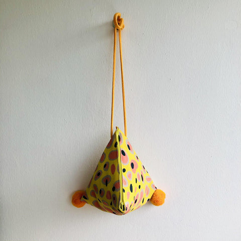 Colorful triangle fabric bag , origami ooak cool bag | Art in Spain - Jiakuma