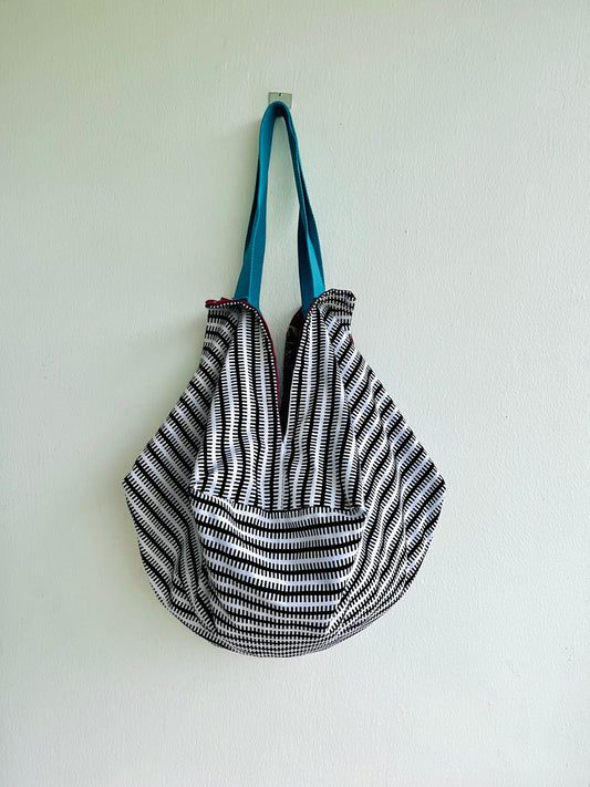 Japanese sac bag , origami fabric shoulder bag , reversible geometric bag | Monochrome & bright - Jiakuma