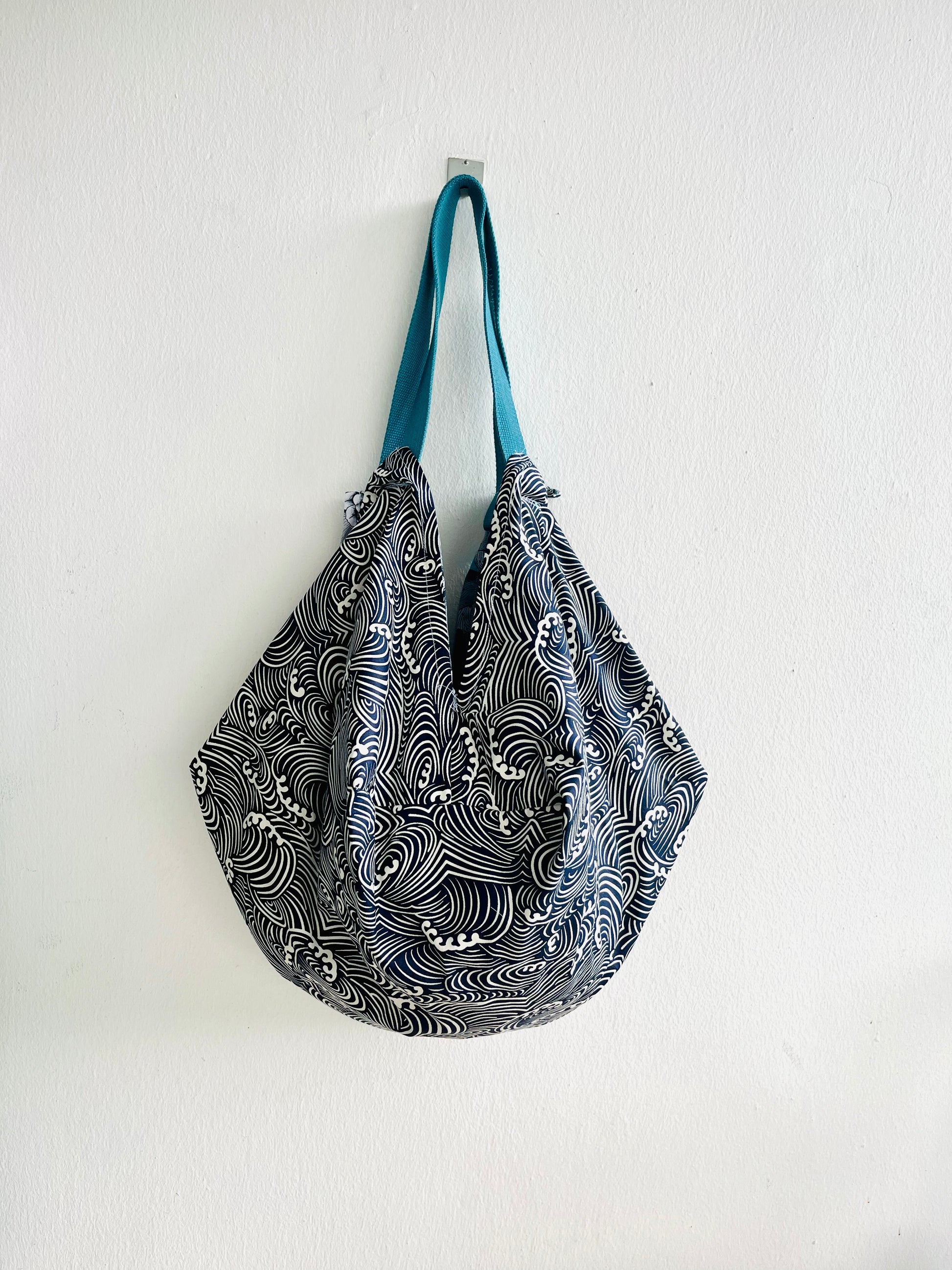 Origami sac bag , reversible fabric shoulder bag , Japanese inspired bag | Fetovaia beach isola d’Elba - Jiakuma