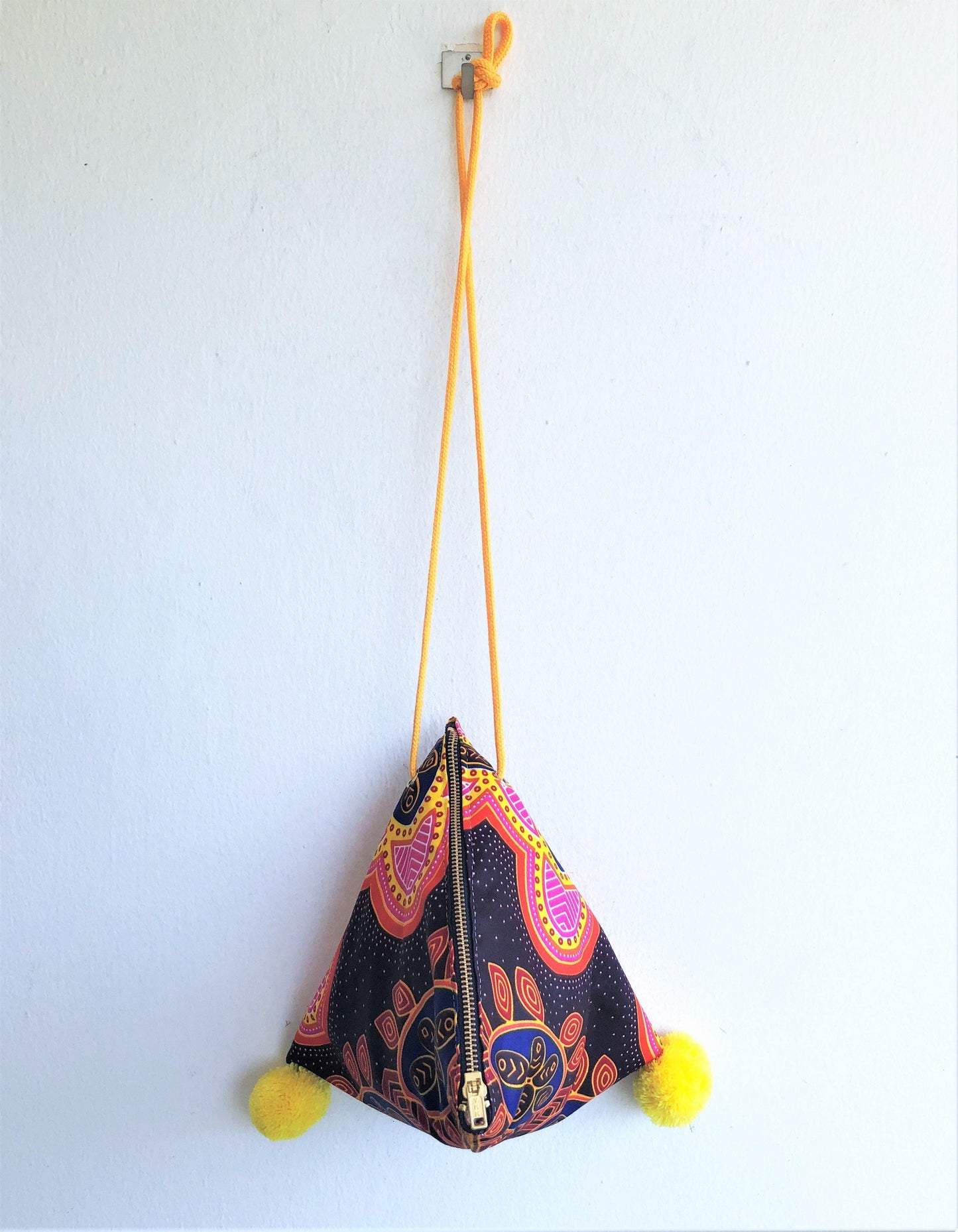 Small shoulder African fabric triangle origami handmade bag | Colors of Africa - jiakuma.myshopify.com