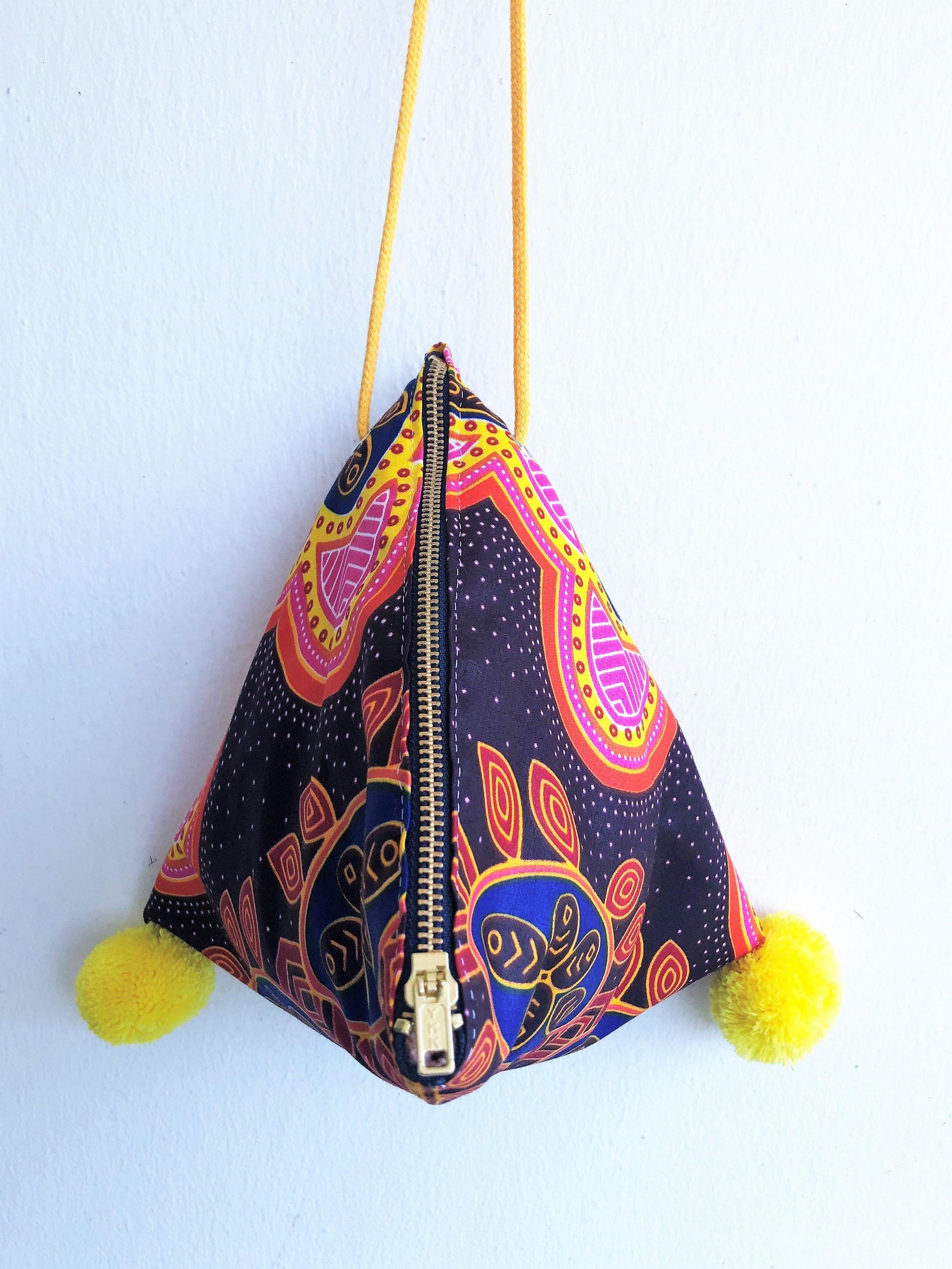 Small shoulder African fabric triangle origami handmade bag | Colors of Africa - jiakuma.myshopify.com