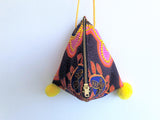 Small shoulder African fabric triangle origami handmade bag | Colors of Africa - jiakuma.myshopify.com