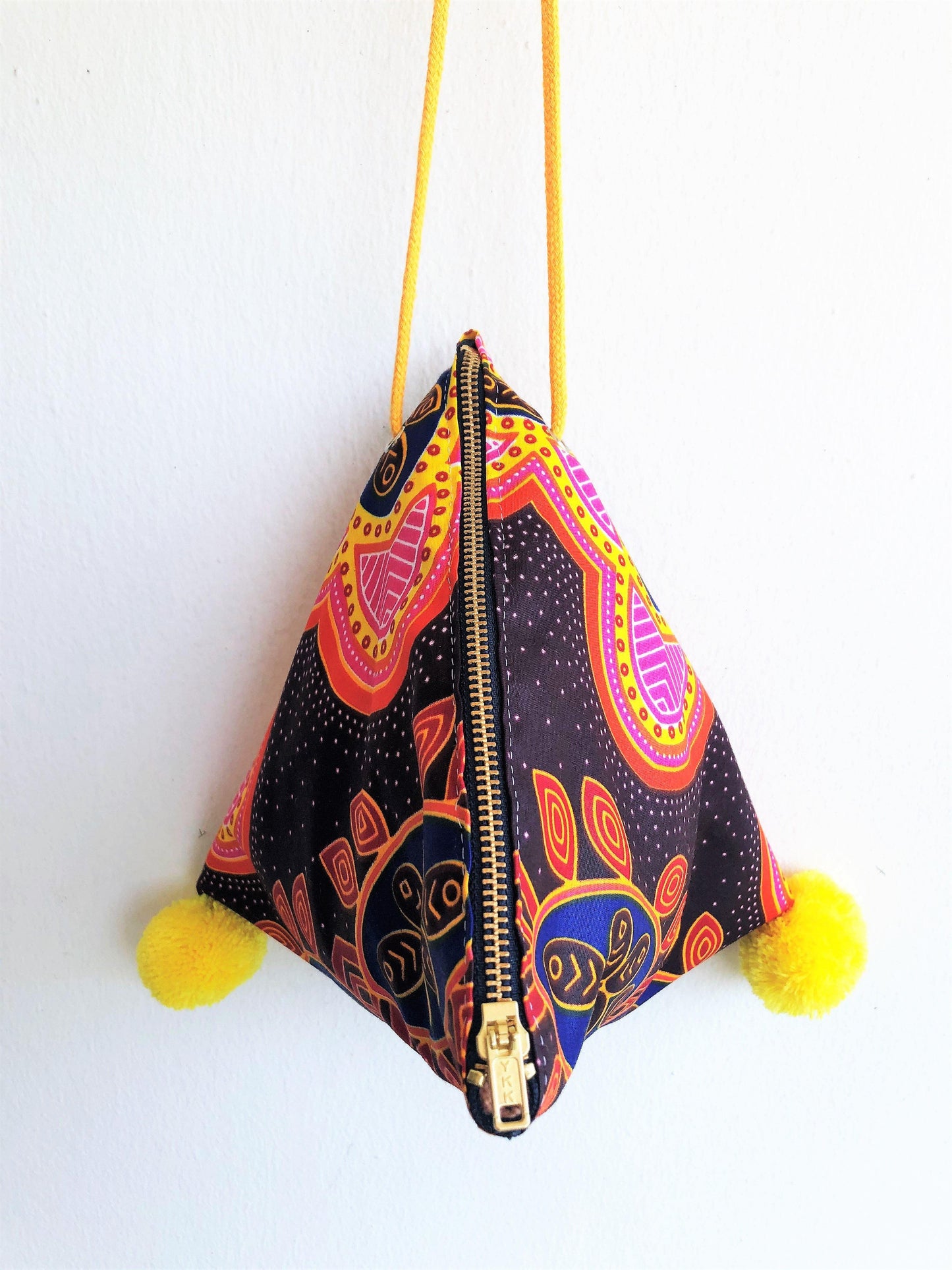 Small shoulder African fabric triangle origami handmade bag | Colors of Africa - jiakuma.myshopify.com