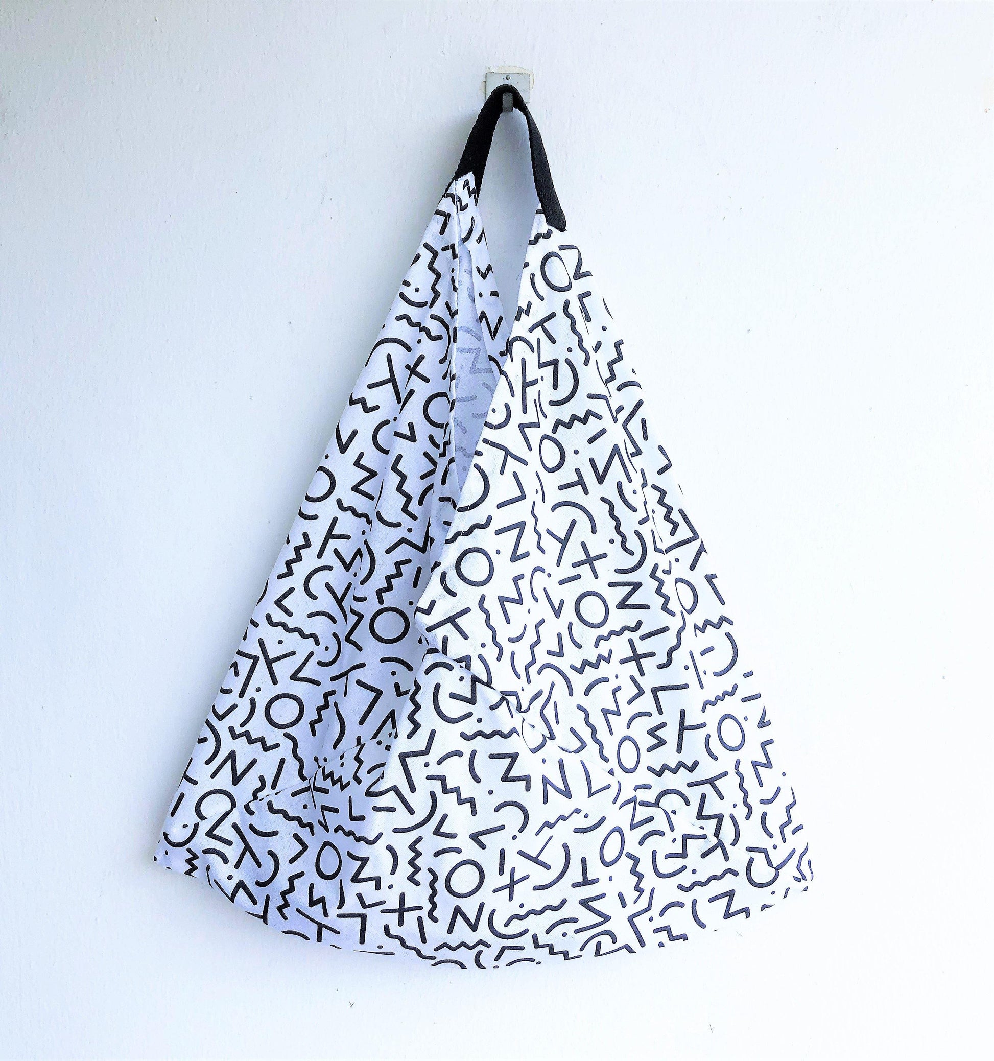 Cool contemporary bento shoulder origami bag | Art of signs - Jiakuma