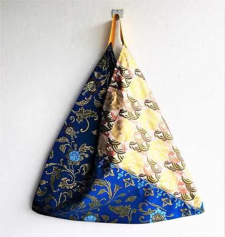 Shoulder origami handmade fabric bento bag | gold fish - jiakuma.myshopify.com