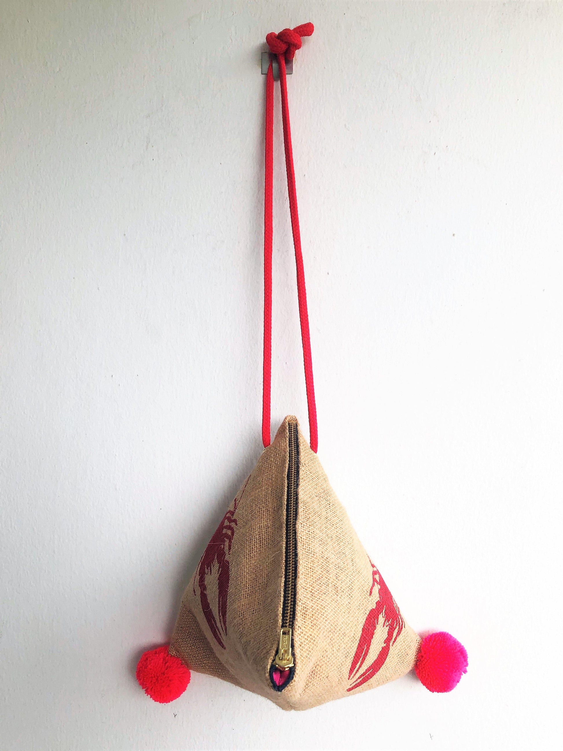 Small triangle yute bag , eco friendly original origami shoulder bag , boho style | Langosta - Jiakuma