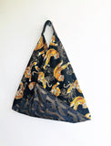 Origami shoulder bento bag, summer eco friendlly bag, triangle tote bag | Tigers - Jiakuma