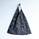 Shoulder origami bento bag, elegant and unique Japanese inspired tote bag | Black & Gold - Jiakuma